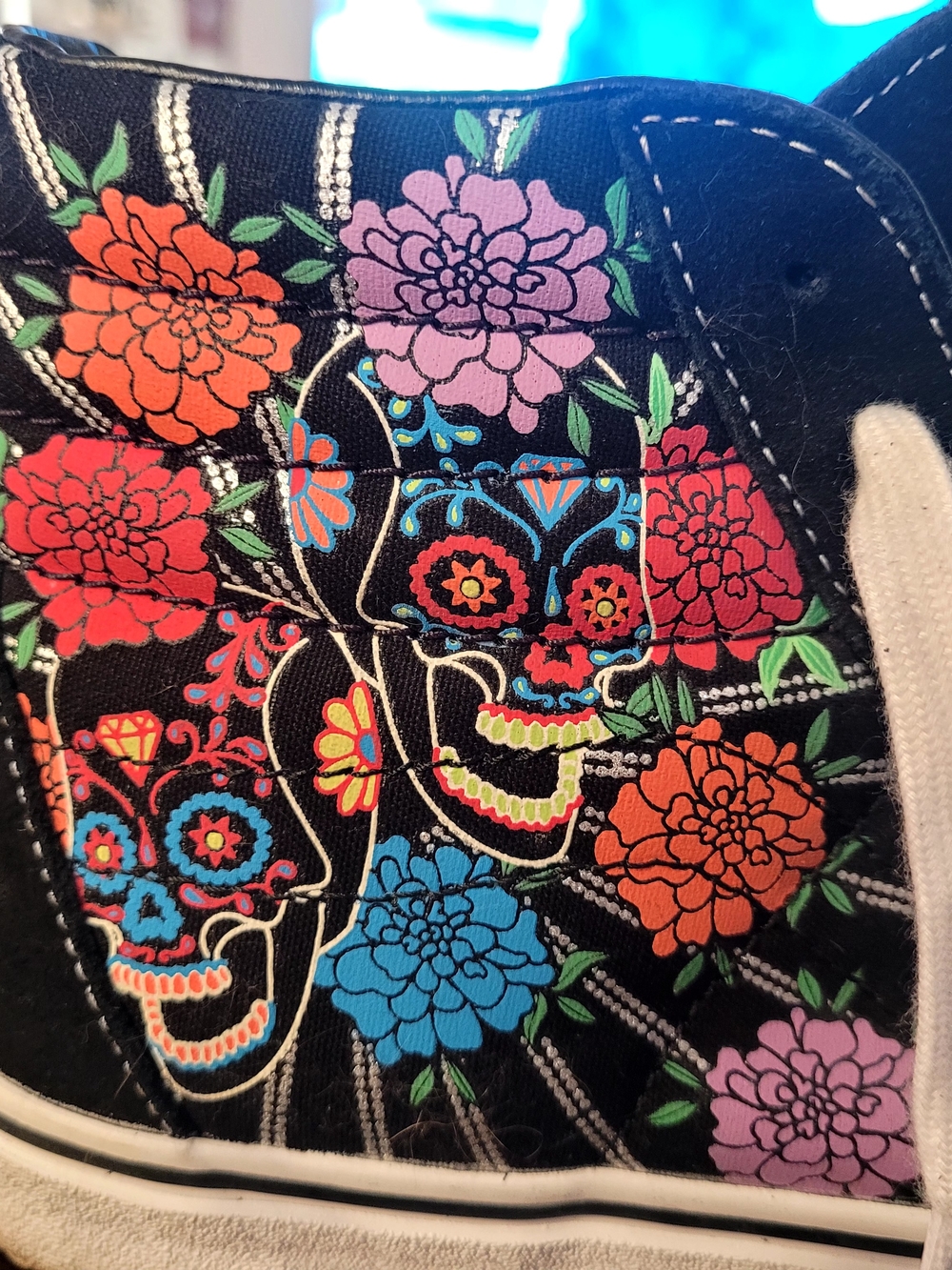 Vans Hi-Top Dia De Muertos Skate Shoes - Black/Multicolor - Picture 2 of 6